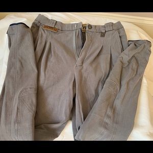 Equestrian riding breeches